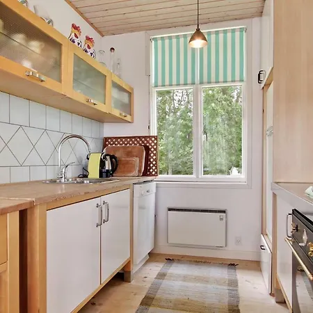 Skaerven Beachfront And Appartement *