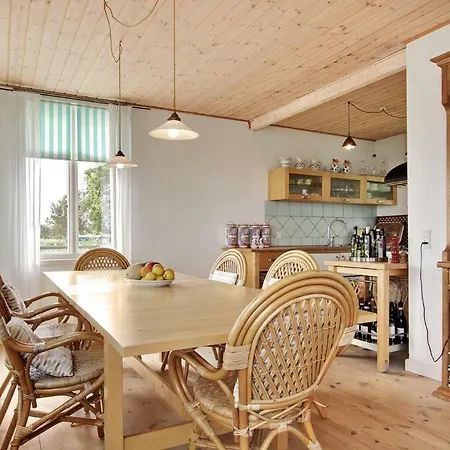 Skaerven Beachfront And Appartement Nyborg