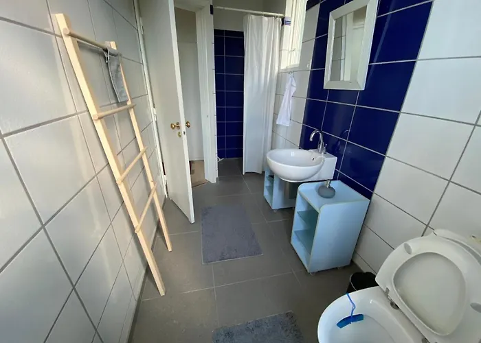 Skaerven Beachfront And *