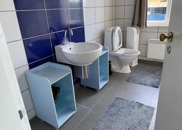 Skaerven Beachfront And *