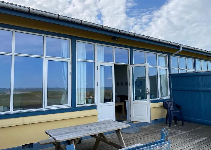 Apartman Skaerven Beachfront And *