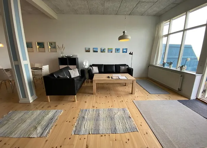 Skaerven Beachfront And