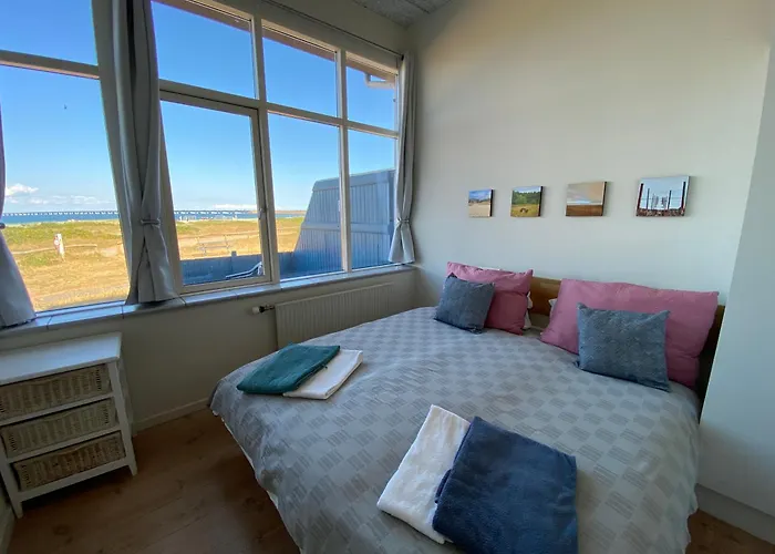 Skaerven Beachfront And Apartman Nyborg