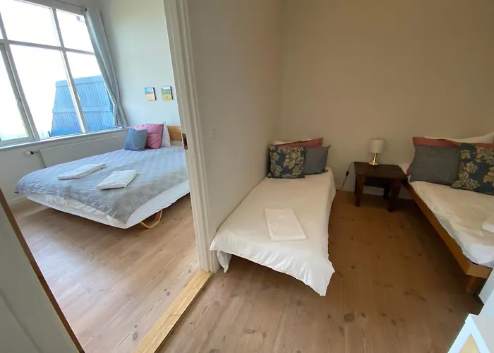 Skaerven Beachfront And *